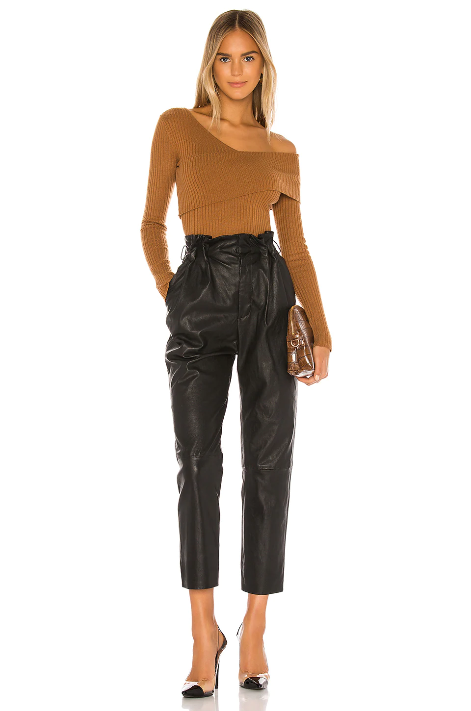 Booker Sweater in Camel Lovers And Friends Booker Sweater In Camel -Lovers and Friends Sales Shop LOVF WK668 V4